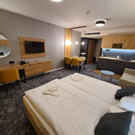 Akvamarin Besenova Apartman Apartment Екстериор снимка