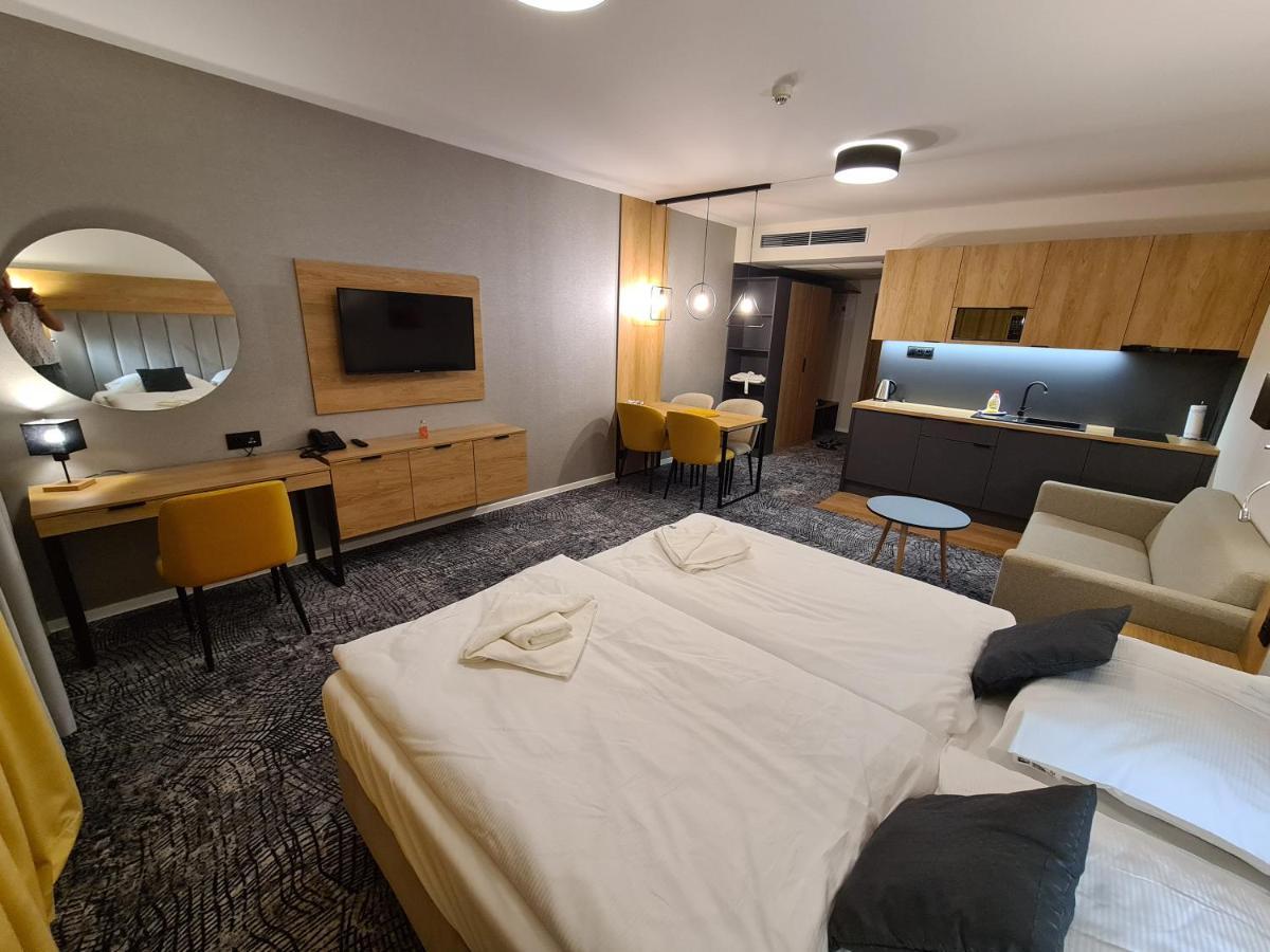 Akvamarin Besenova Apartman Apartment Екстериор снимка