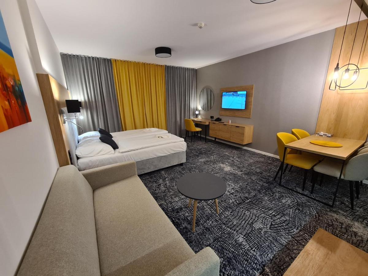 Akvamarin Besenova Apartman Apartment Екстериор снимка