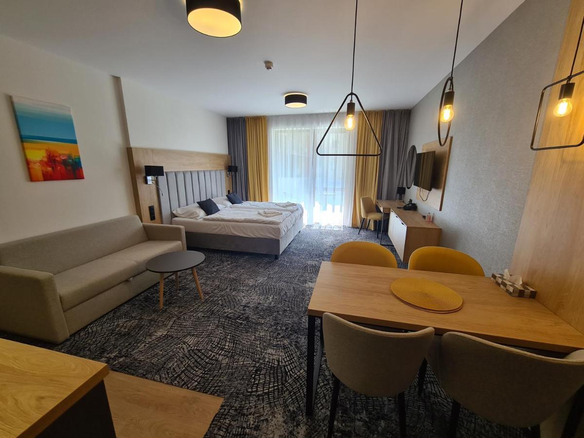 Akvamarin Besenova Apartman Apartment Екстериор снимка